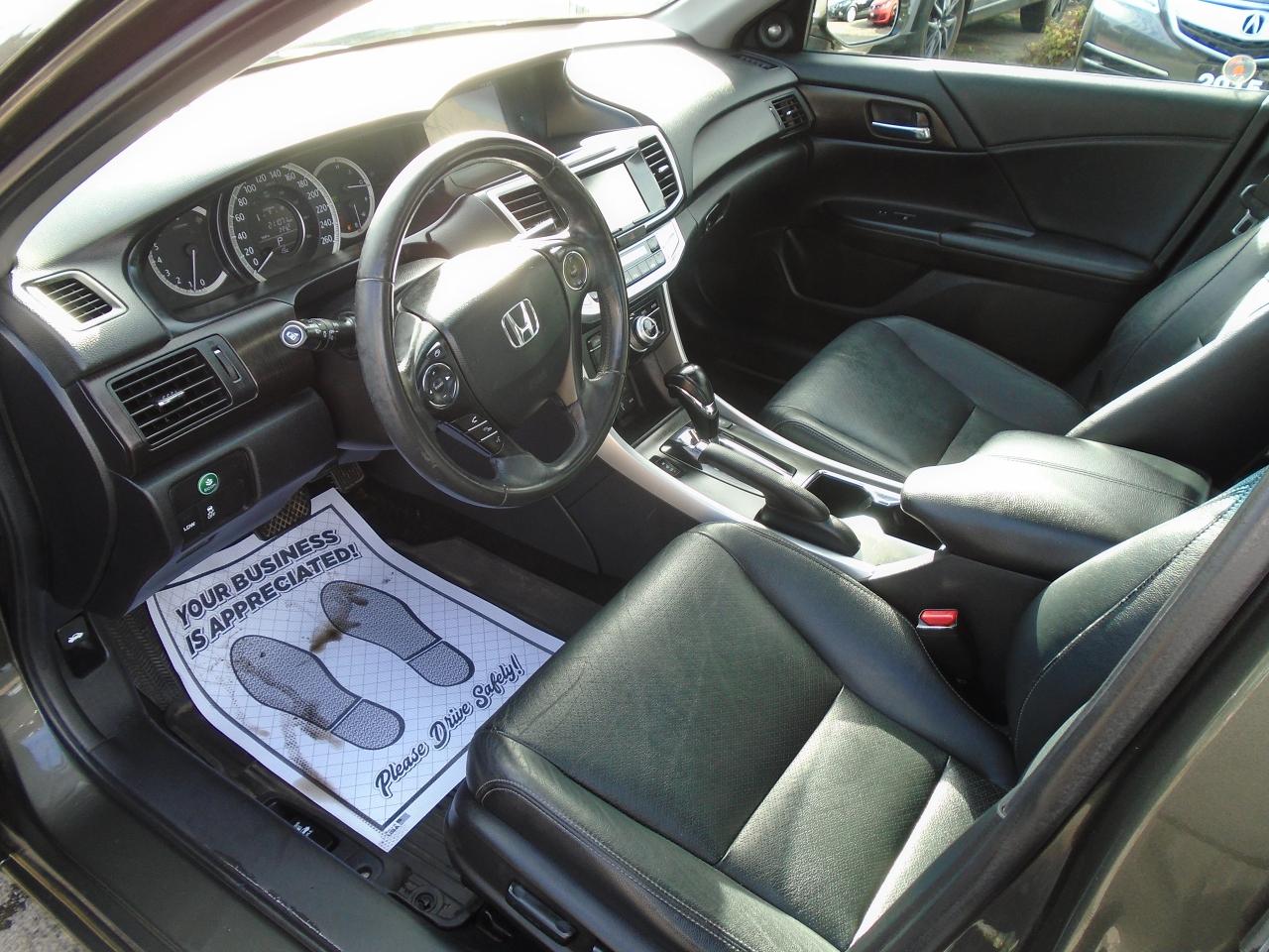 2015 Honda Accord TOURING / NAVI /REAR CAM /HEATED SEATS / SUNROOF/ - Photo #9