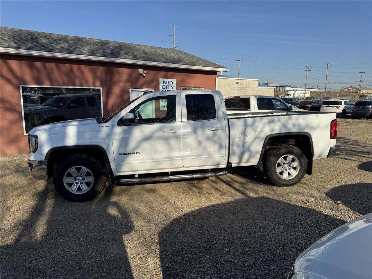 Used 2018 GMC Sierra 1500 SLE for sale in Saskatoon, SK