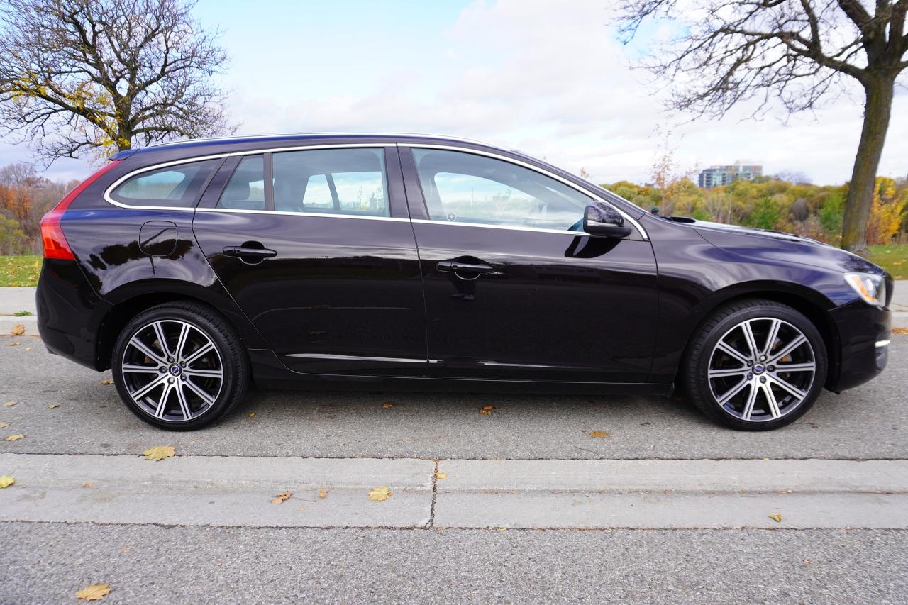2015 Volvo V60 1 OWNER / NO ACCIDENTS / T6 AWD / LOW KM'S /LOADED - Photo #5