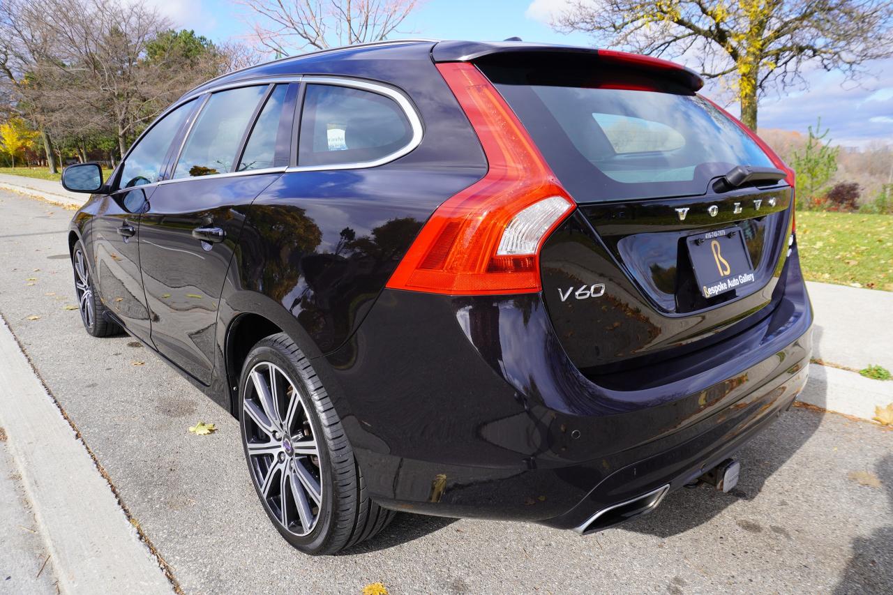 2015 Volvo V60 1 OWNER / NO ACCIDENTS / T6 AWD / LOW KM'S /LOADED Photo2