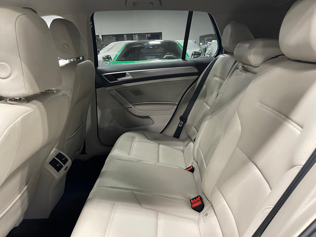 2015 Volkswagen Golf HIGHLINE TDI - Photo #15