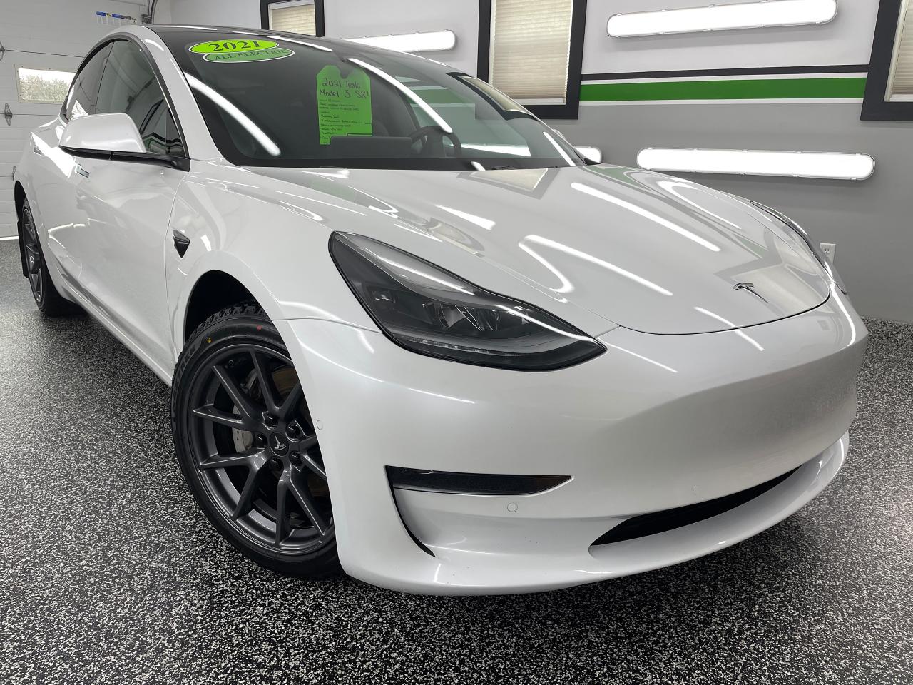 Used 2021 Tesla Model 3 STANDARD RANGE PLUS for sale in Hilden, NS