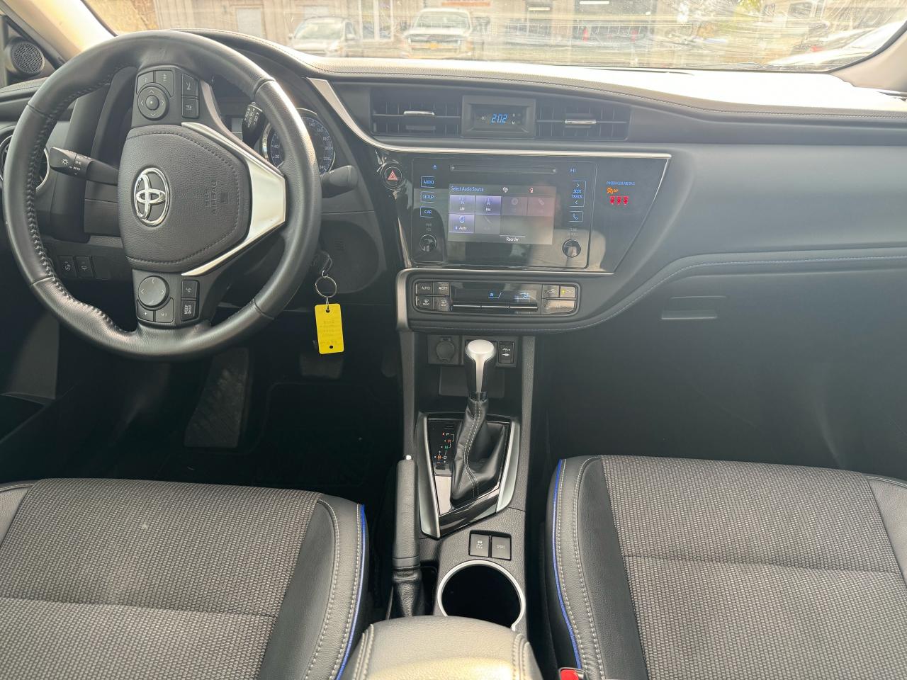 2019 Toyota Corolla SE - Photo #10