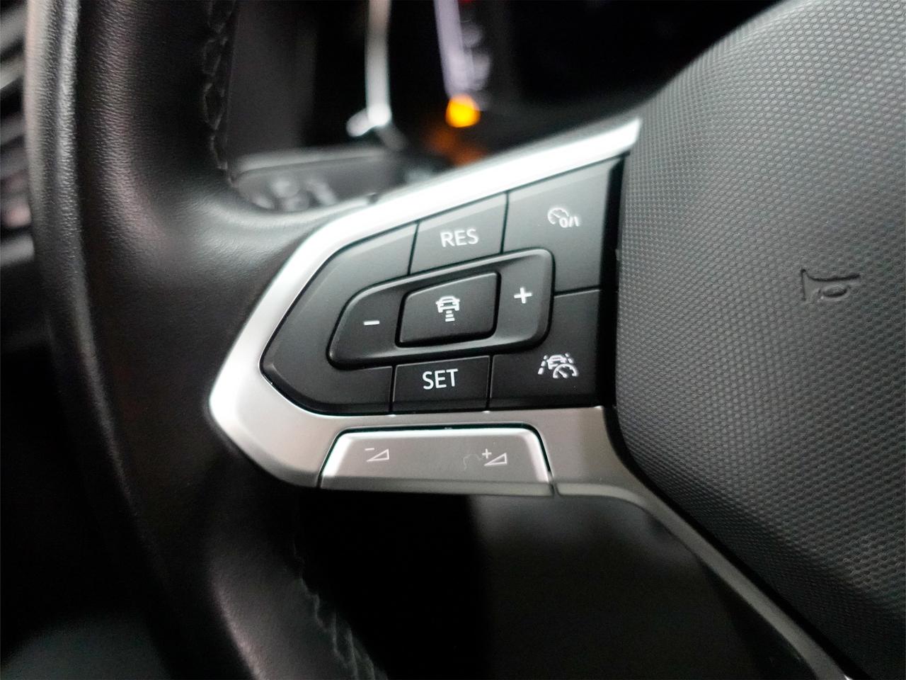 2023 Volkswagen Jetta HIGHLINE | Nav | Leather | Panoroof | AmbientLight Photo