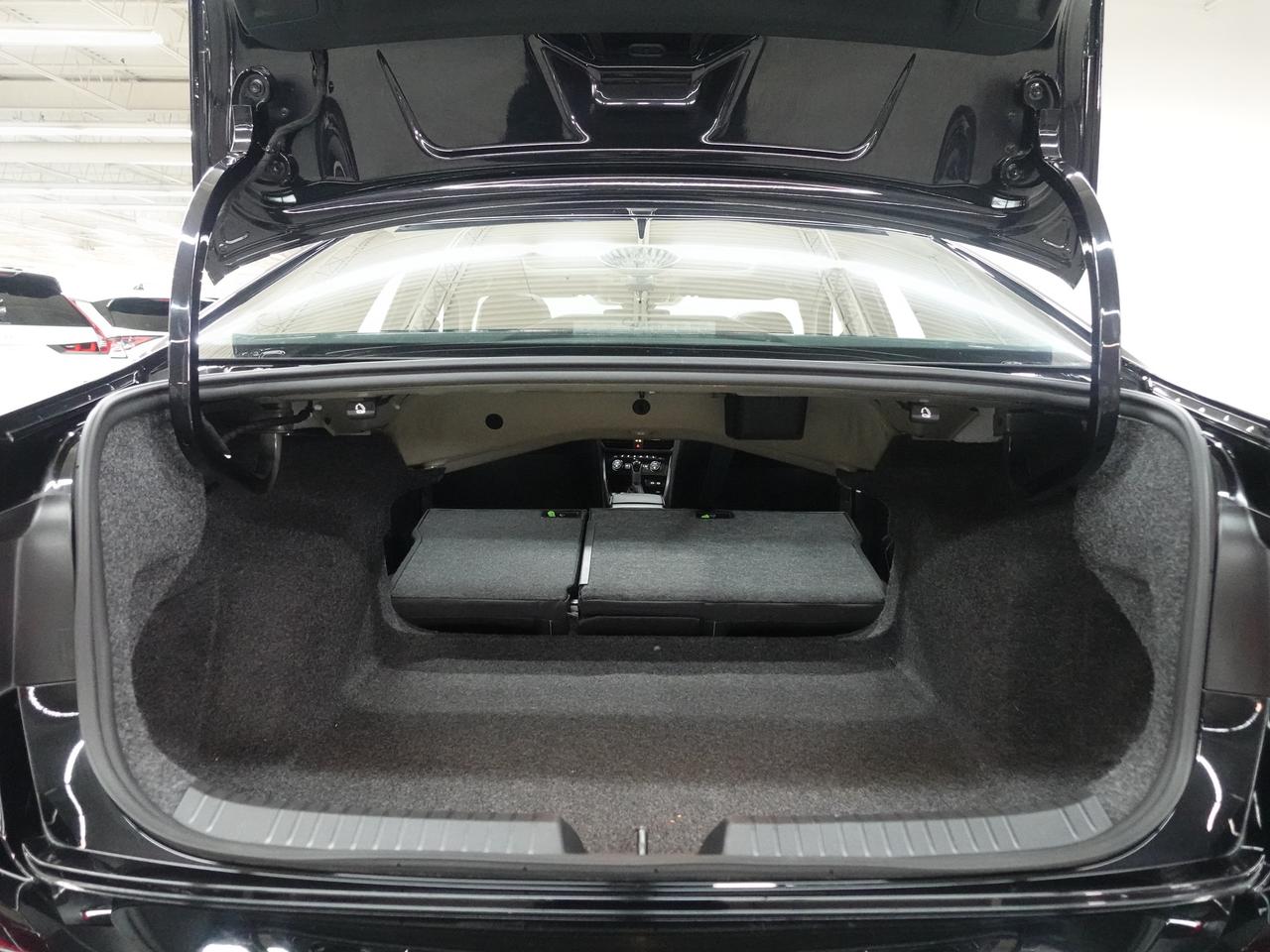 2023 Volkswagen Jetta HIGHLINE | Nav | Leather | Panoroof | AmbientLight Photo