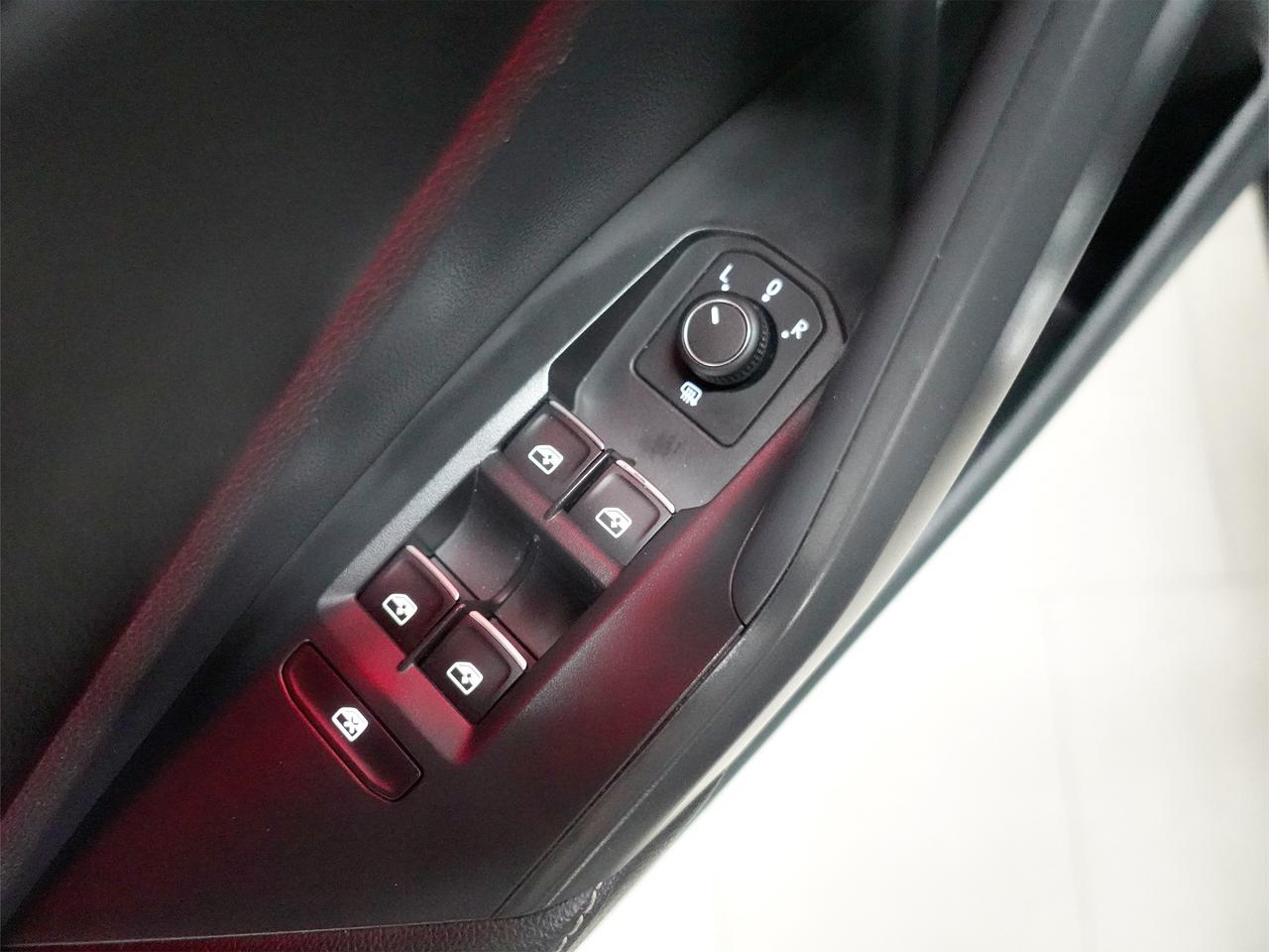 2023 Volkswagen Jetta HIGHLINE | Nav | Leather | Panoroof | AmbientLight Photo