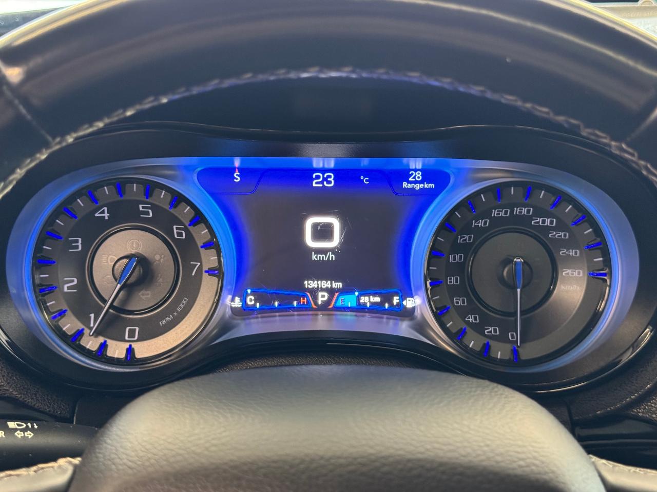 2019 Chrysler 300 S+New Tires+Brakes+ApplePlay+Roof+GPS+CLEAN CARFAX Photo92