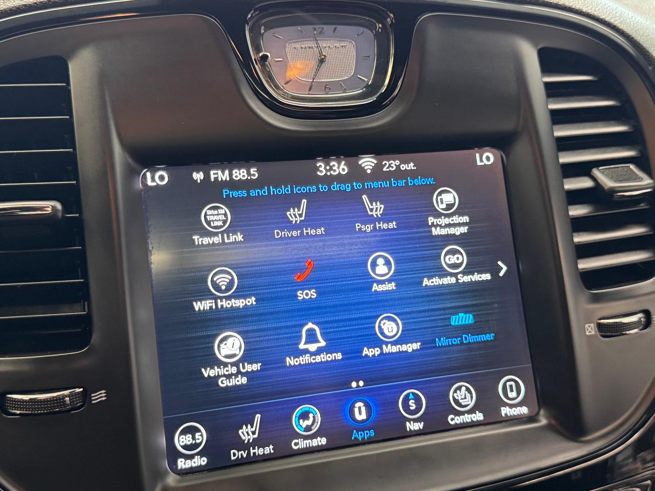 2019 Chrysler 300 S+New Tires+Brakes+ApplePlay+Roof+GPS+CLEAN CARFAX - Photo #42