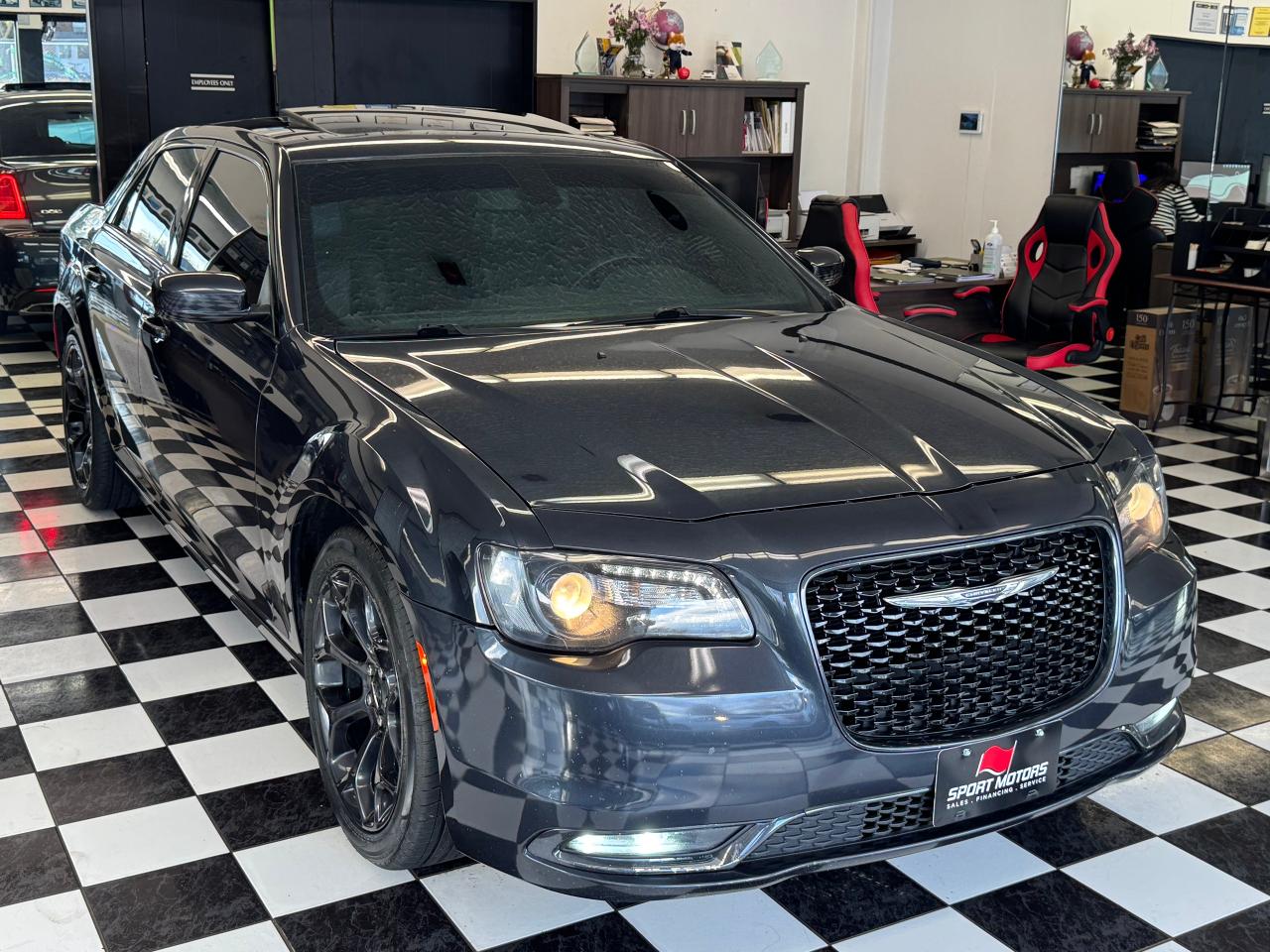 2019 Chrysler 300 S+New Tires+Brakes+ApplePlay+Roof+GPS+CLEAN CARFAX - Photo #10