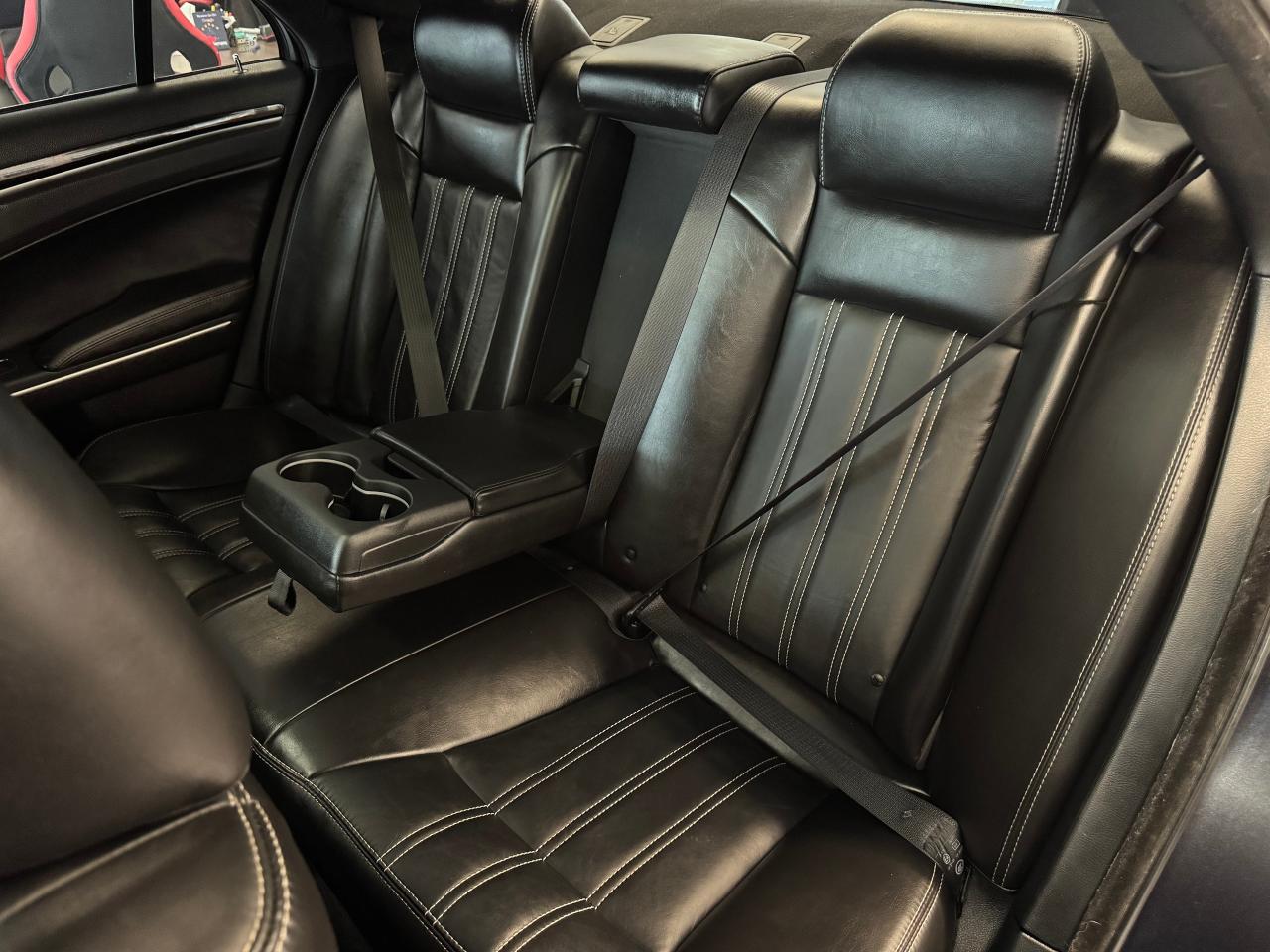 2019 Chrysler 300 S+New Tires+Brakes+ApplePlay+Roof+GPS+CLEAN CARFAX - Photo #30