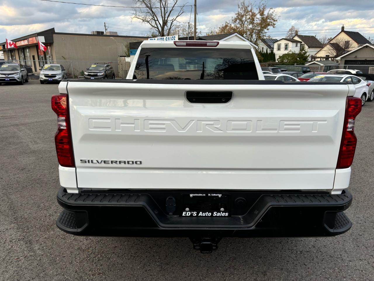 2022 Chevrolet Silverado 1500 Crew Cab, 4X4, Back-Up Camera, Towing Package - Photo #6