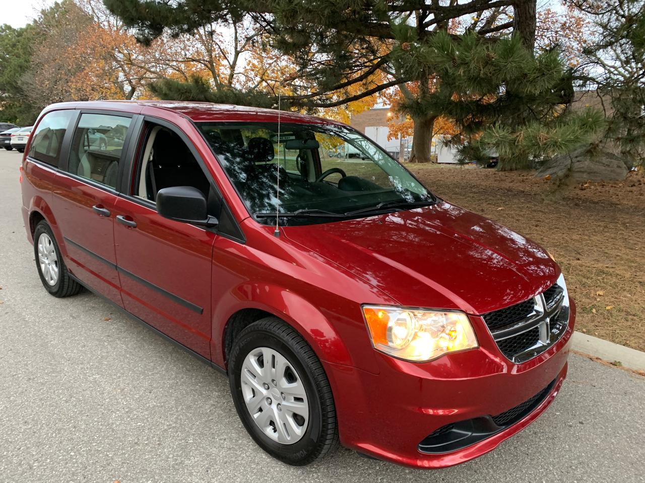 Used 2015 Dodge Grand Caravan CANADA VALUE PACKAGE/SE -ONLY 102,282KMS!!! for sale in Toronto, ON