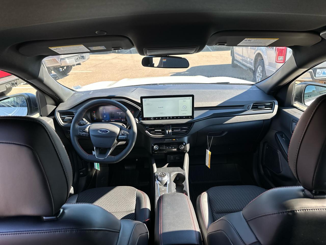 2025 Ford Escape ST-Line AWD Photo5