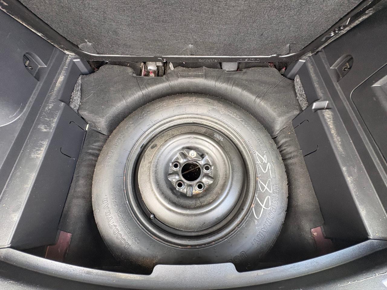 2014 Jeep Patriot FWD 4dr North with Safety and Warranty, Financing available Photo