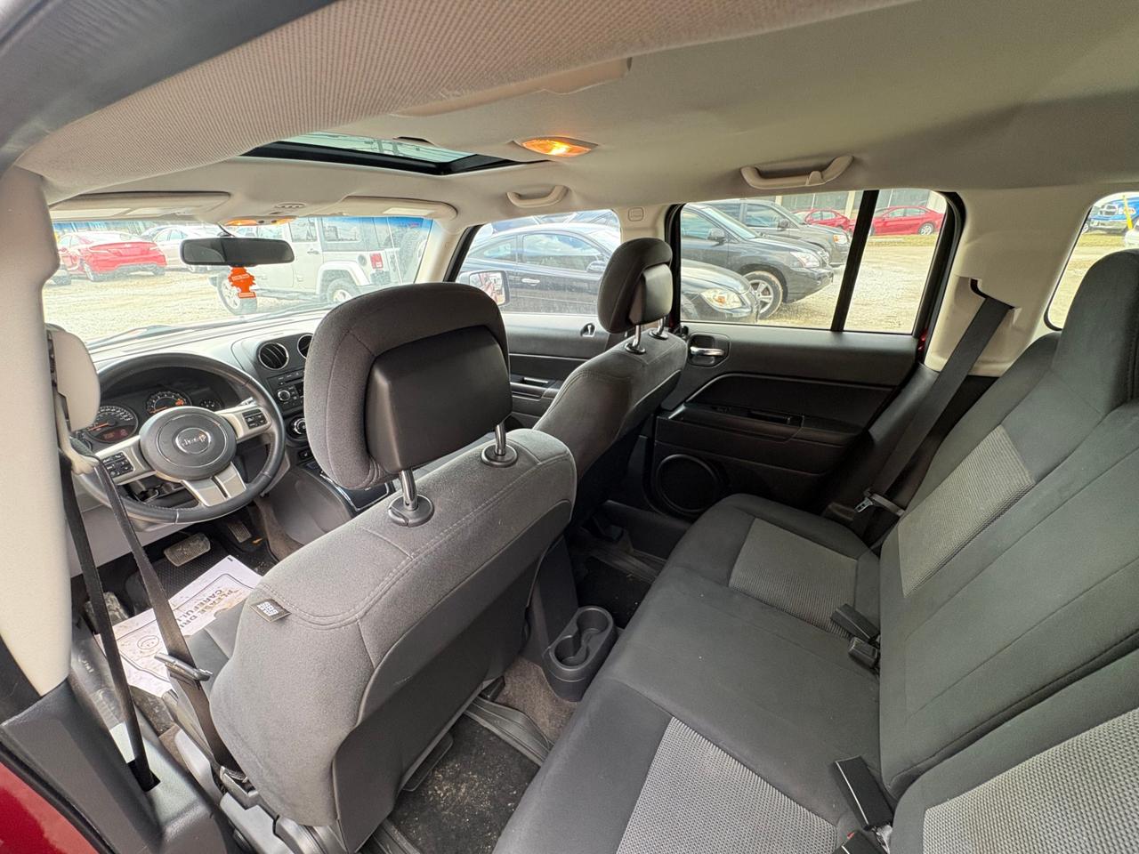 2014 Jeep Patriot FWD 4dr North with Safety and Warranty, Financing available Photo