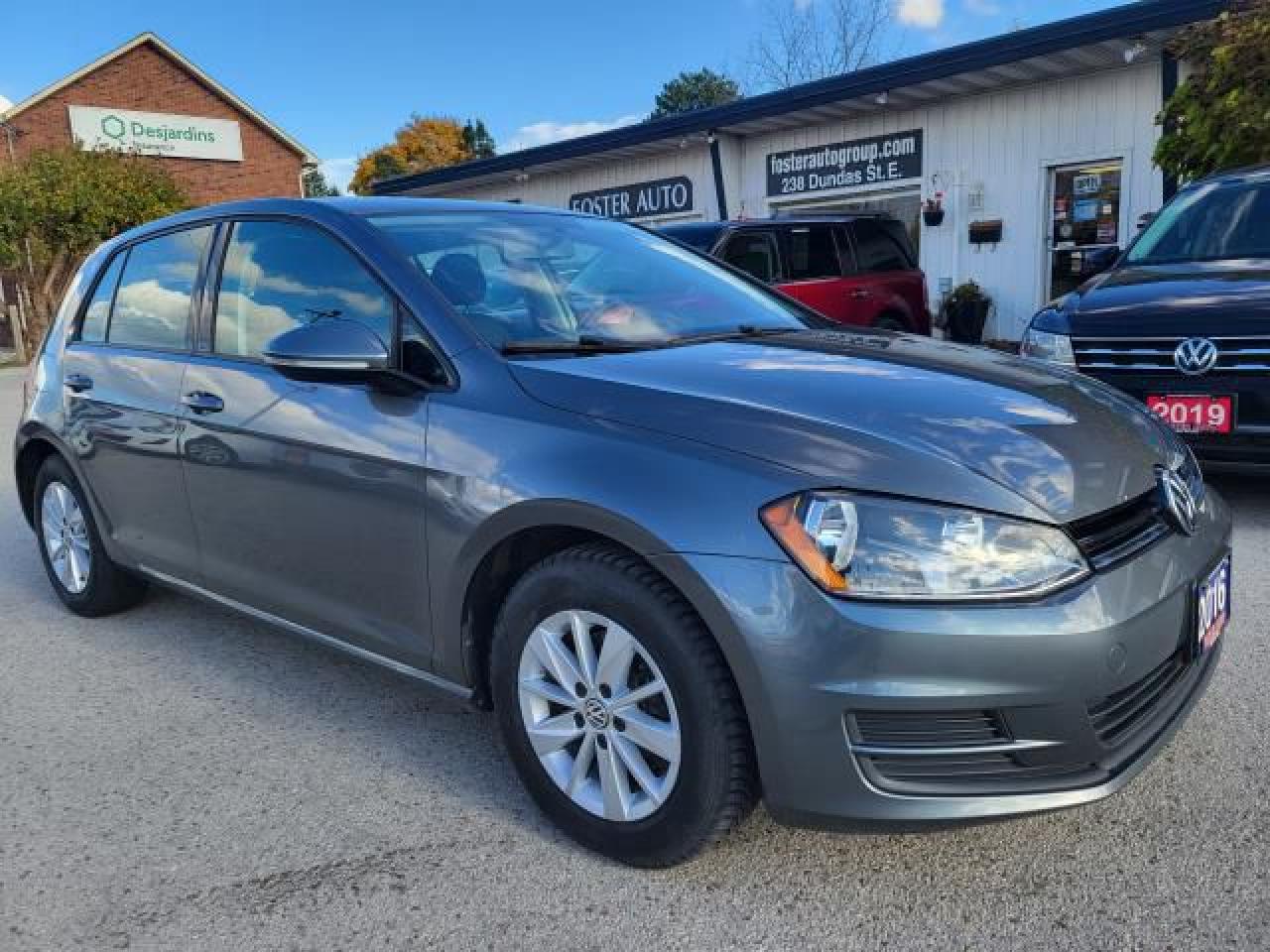 Used 2016 Volkswagen Golf TRENDLINE for sale in Waterdown, ON