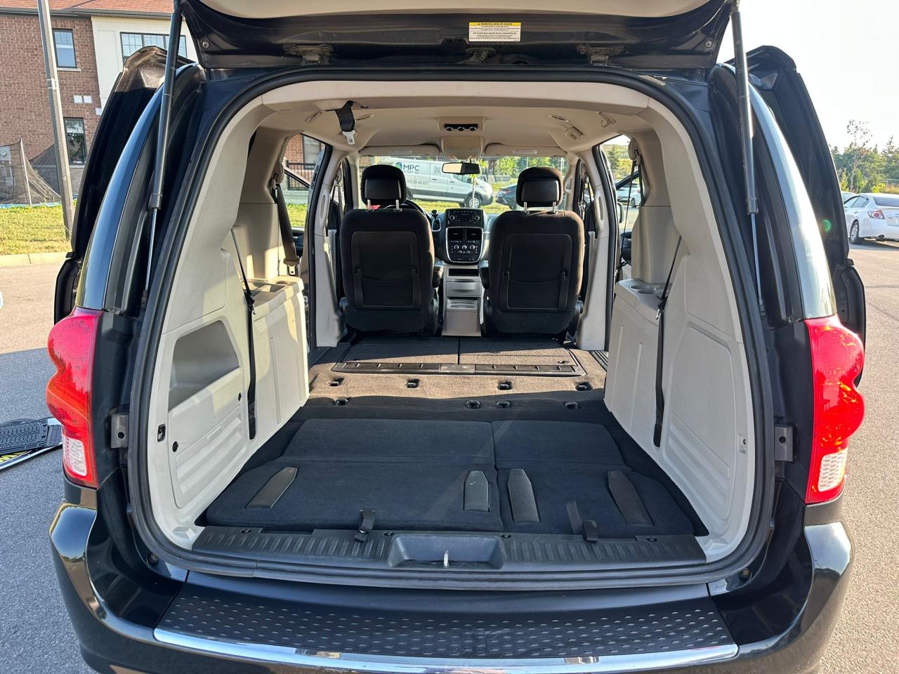 2012 Dodge Grand Caravan  - Photo #27