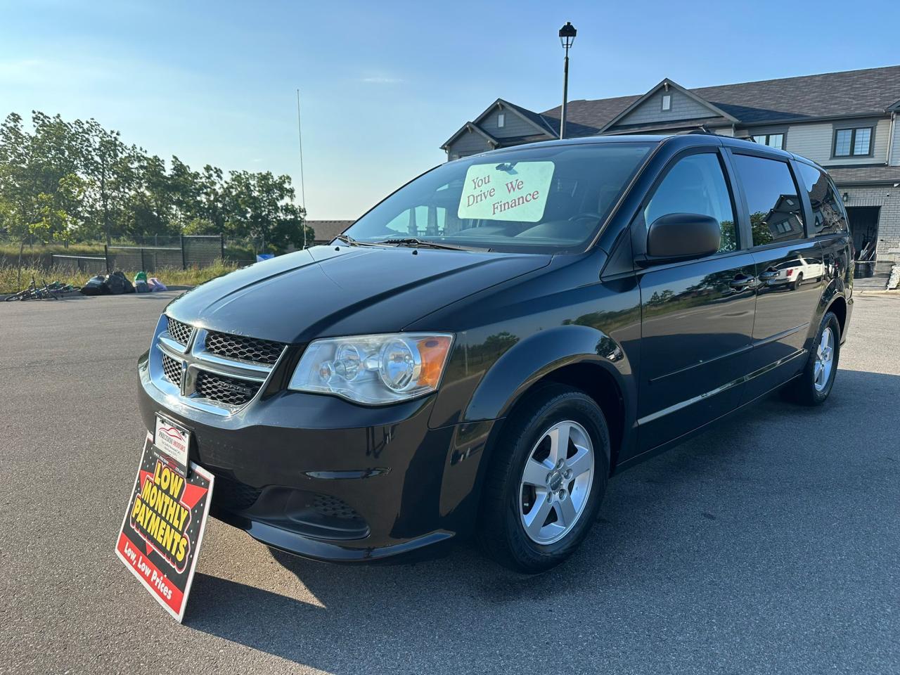 2012 Dodge Grand Caravan  - Photo #2