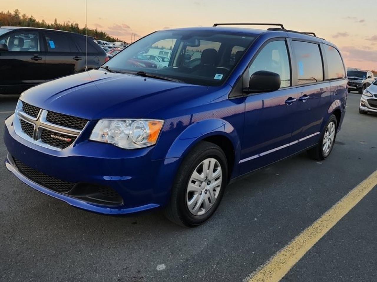 Used 2020 Dodge Grand Caravan SXT Stow N G| Bluetooth| Rear Camera| and more! for sale in Guelph, ON