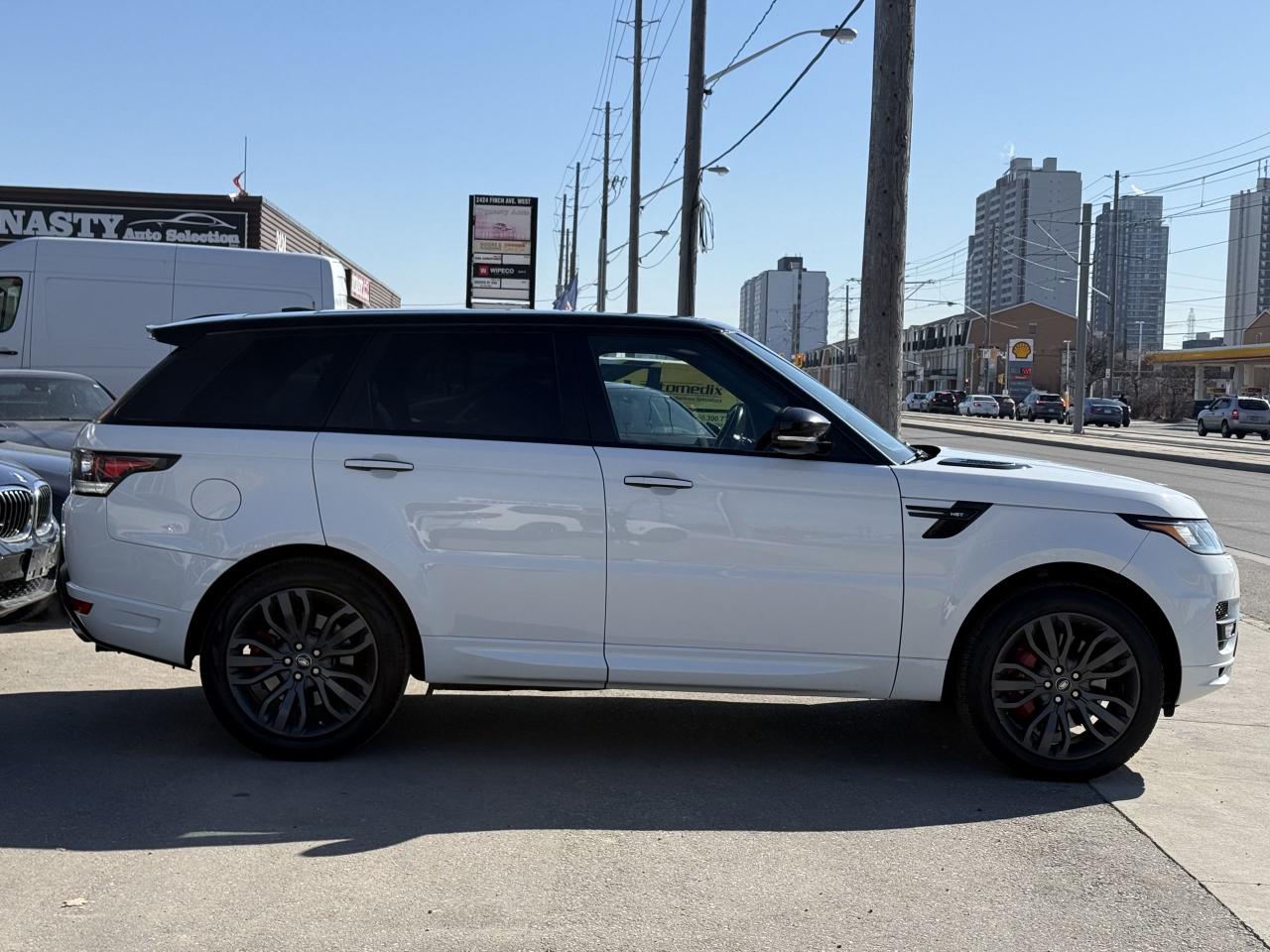 2016 Land Rover Range Rover Sport ﻿HST SUPERCHARGED | MERIDIAN | PANO | - Photo #10