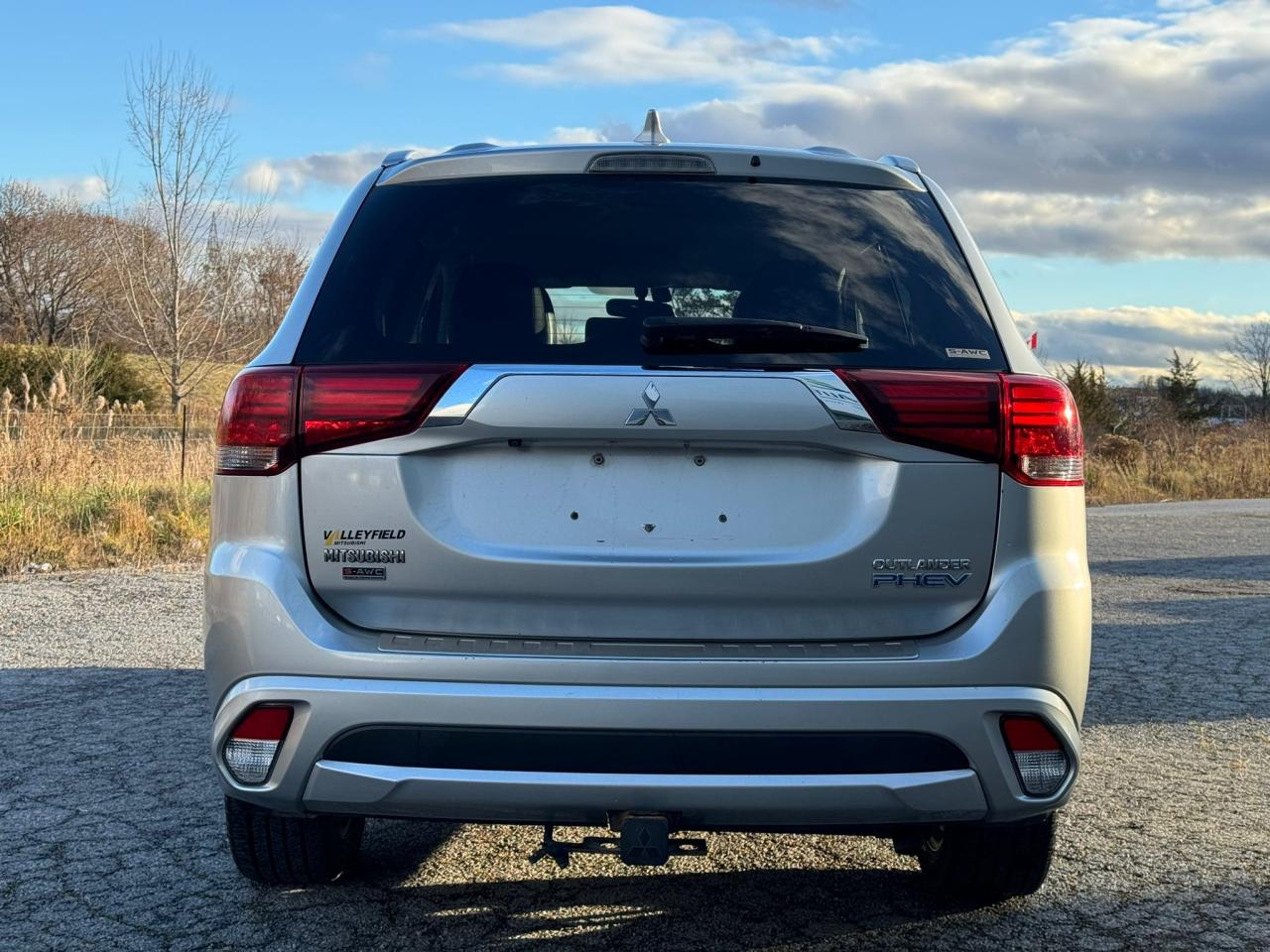 2018 Mitsubishi Outlander PHEV PLUG IN HYBRID | S-AWC | CLEAN CARFAX | CARPLAY | Photo3