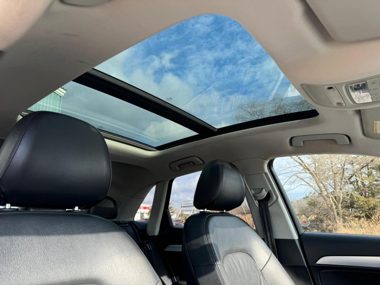 2017 Audi Q3 S-LINE | CLEAN CARFAX | NAV | PANO | LEATHER Photo10