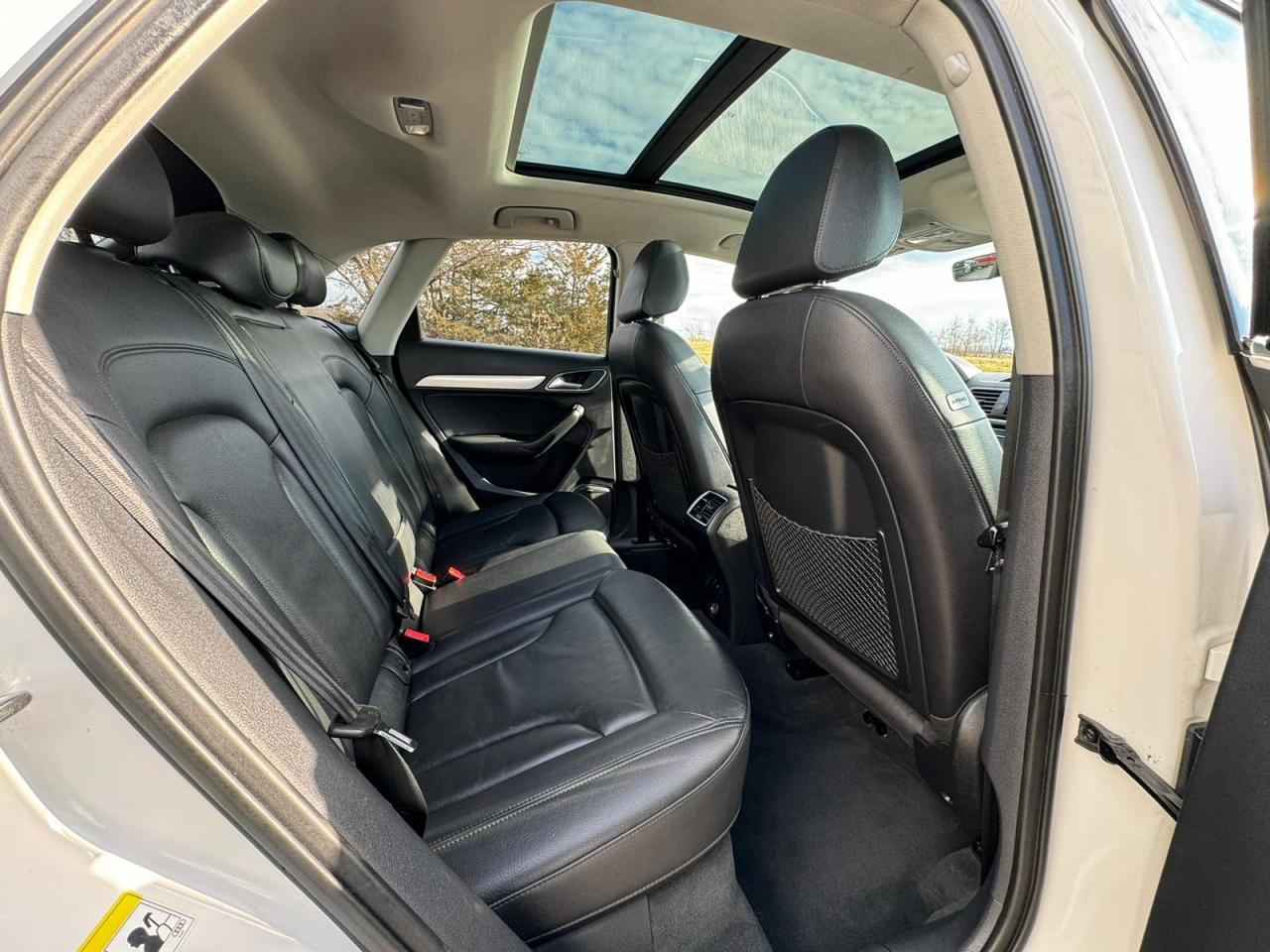 2017 Audi Q3 S-LINE | CLEAN CARFAX | NAV | PANO | LEATHER Photo12