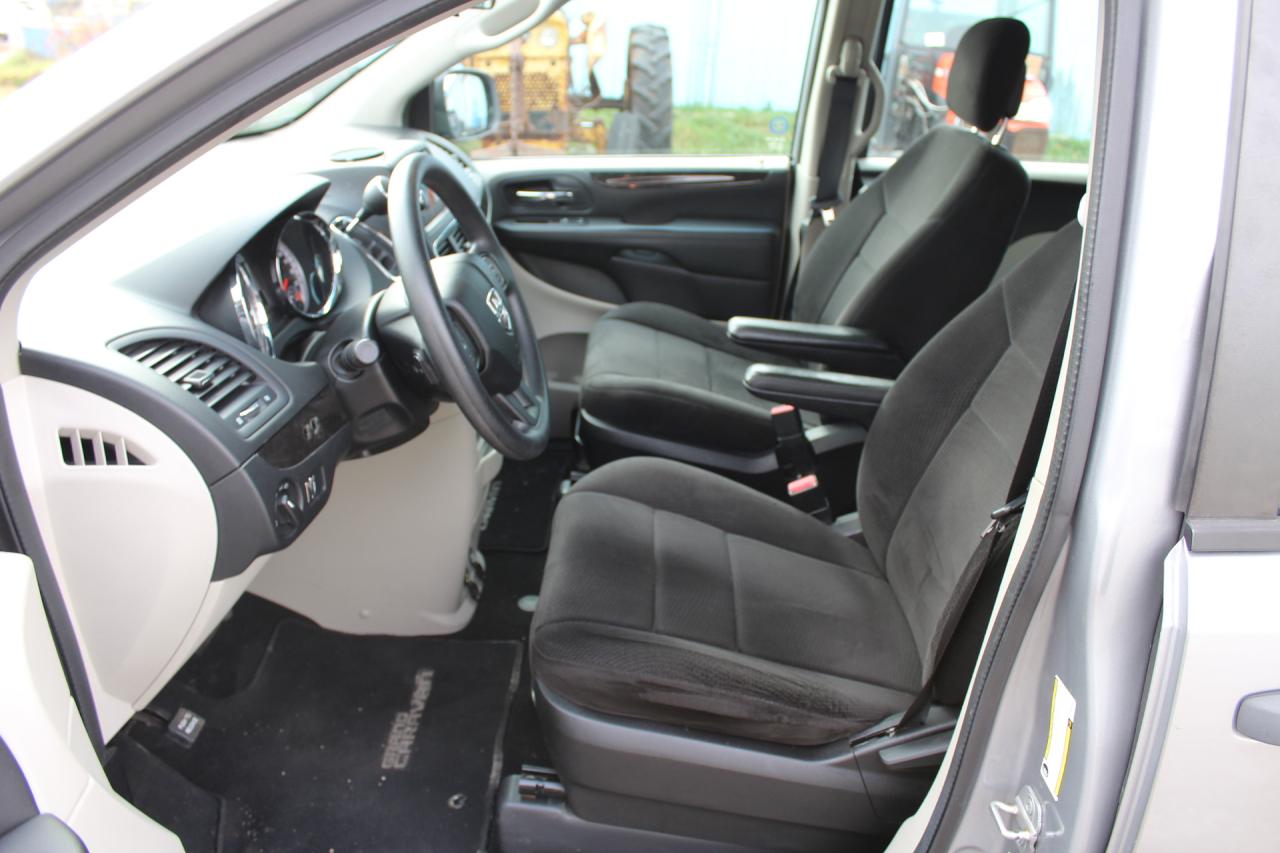 2013 Dodge Grand Caravan  Photo4