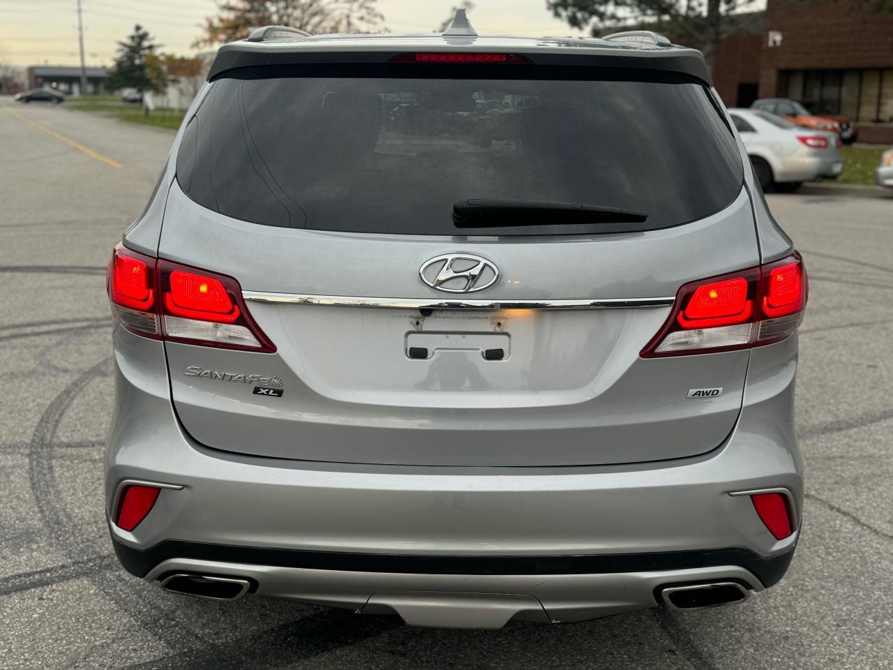 2019 Hyundai Santa Fe XL Preferred Photo4