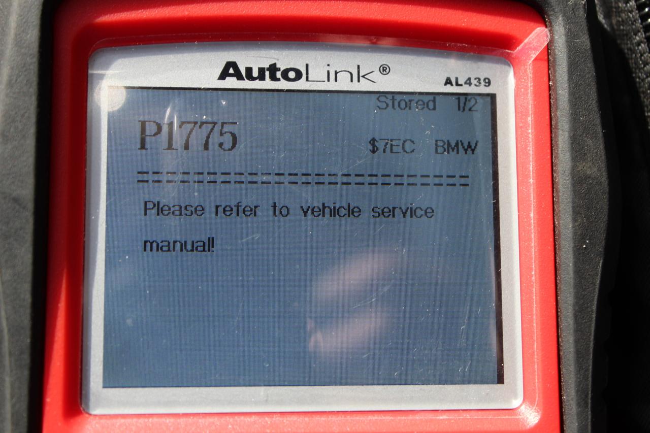 2011 BMW 3 Series  Photo4