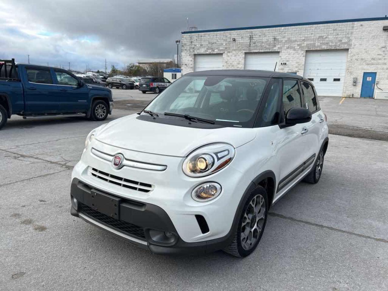 Used 2014 Fiat 500 L Trekking for sale in Innisfil, ON