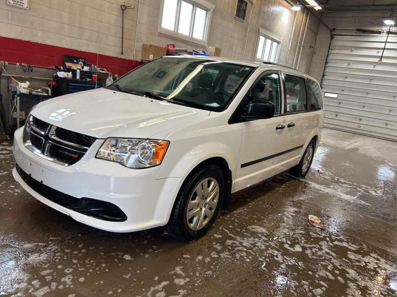 Used 2015 Dodge Grand Caravan SE for sale in Innisfil, ON