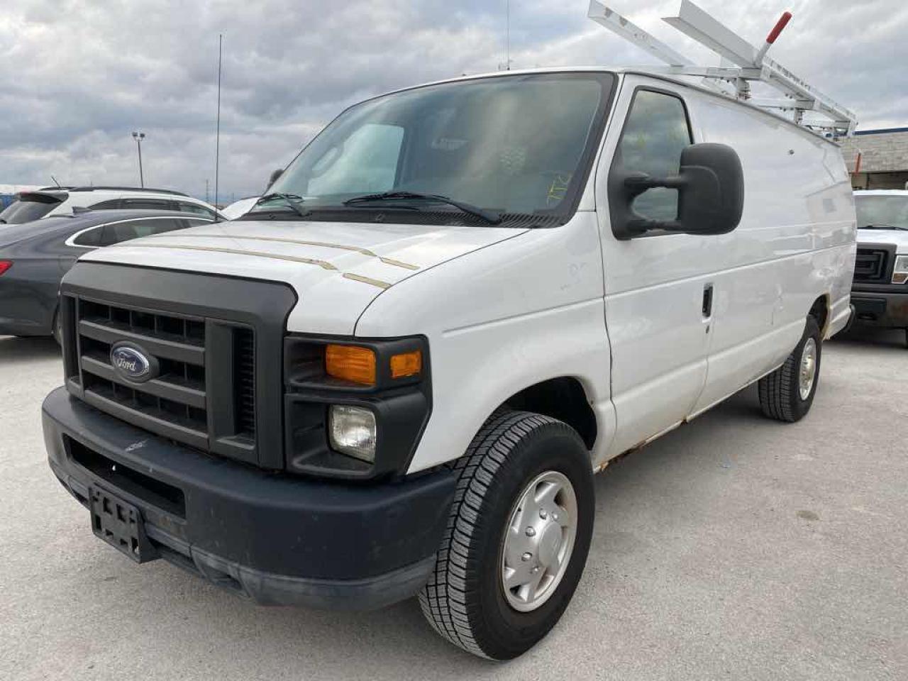 Used 2011 Ford E350 ECONOLINE  SUP for sale in Innisfil, ON