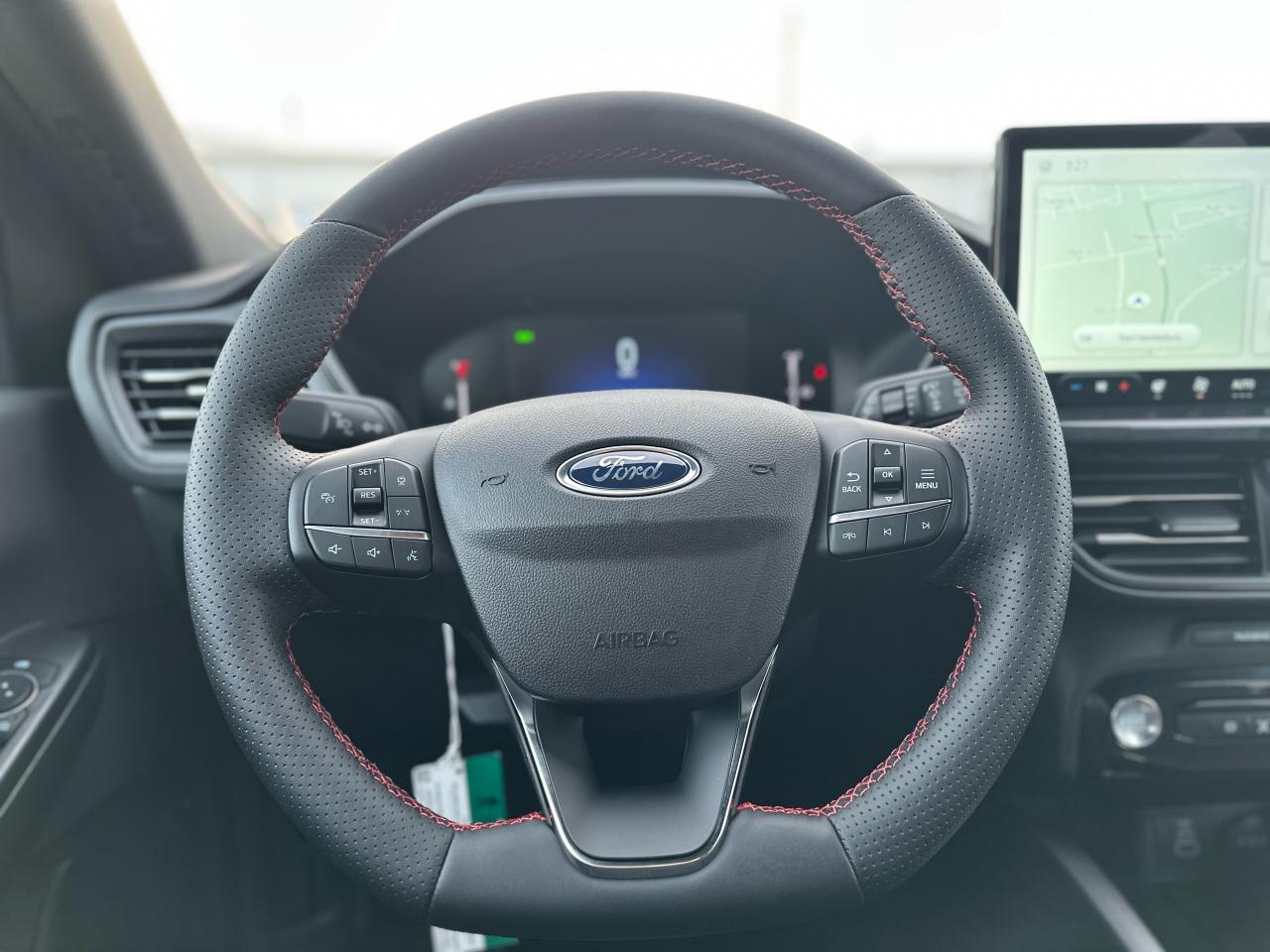 2025 Ford Escape ST-Line AWD Photo5