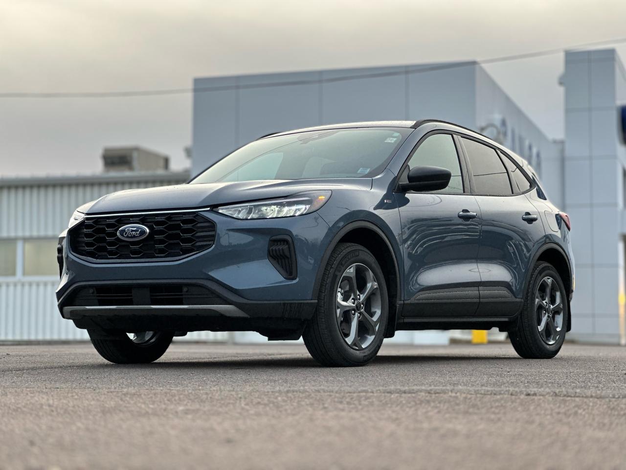 2025 Ford Escape ST-Line AWD Photo5