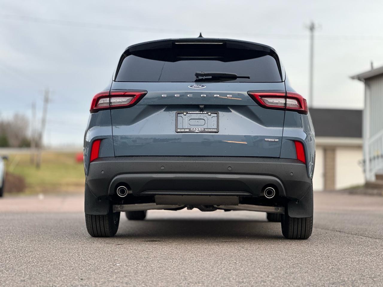 2025 Ford Escape ST-Line AWD Photo5