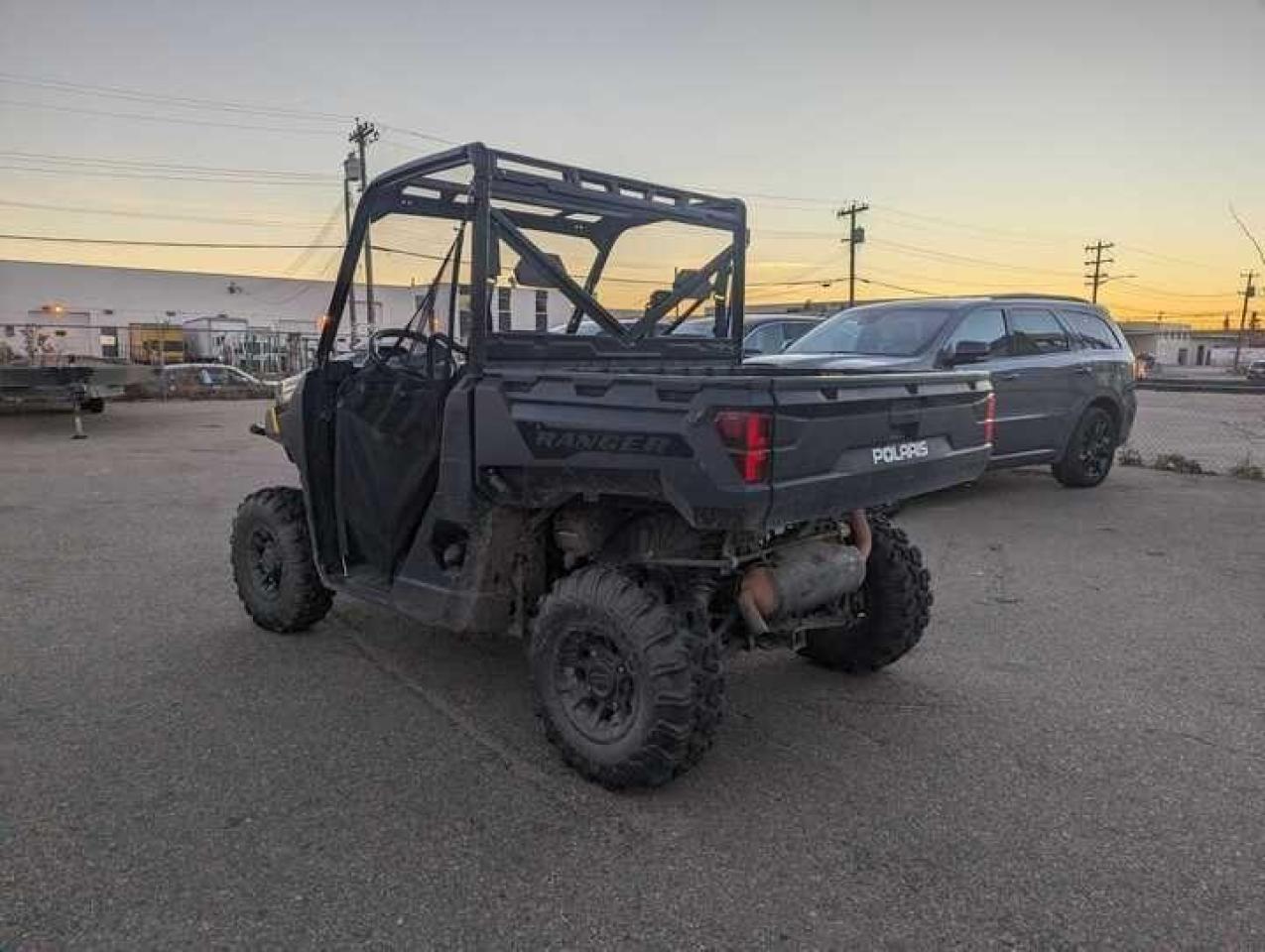 2024 Polaris Ranger 1000 Premium $102 B/W - Photo #4