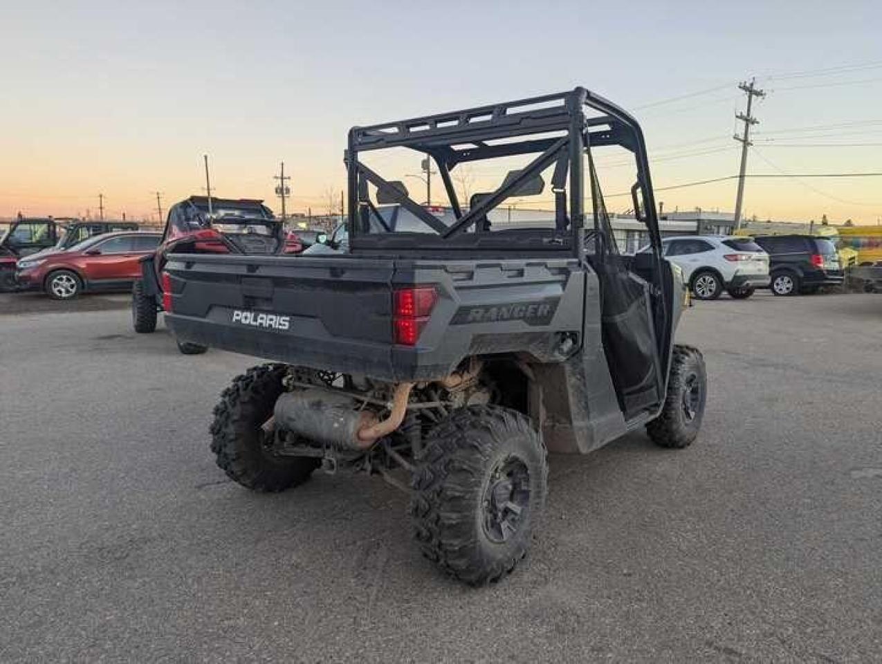 2024 Polaris Ranger 1000 Premium $102 B/W - Photo #7