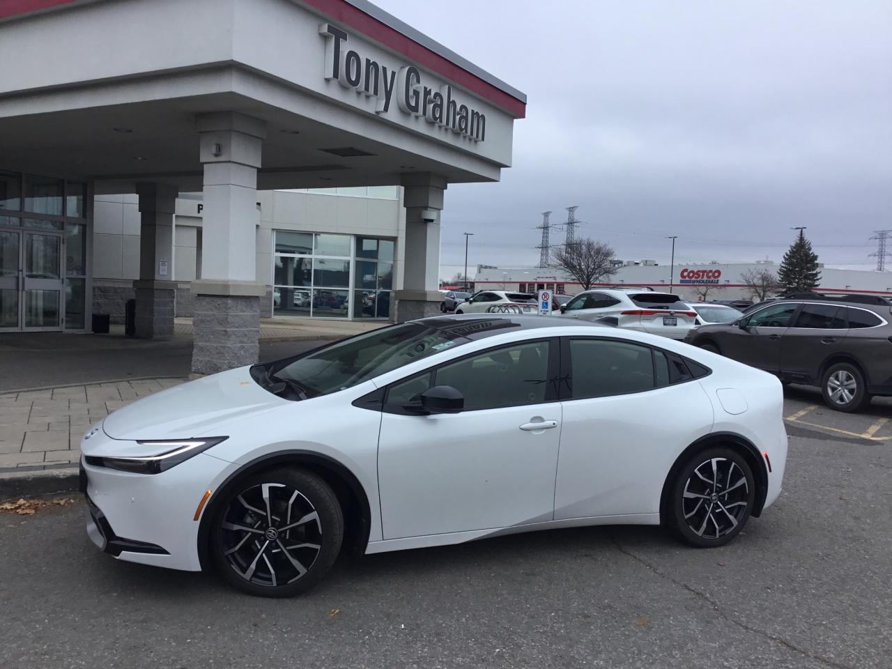 Used 2024 Toyota Prius Prime XSE for sale in Ottawa, ON