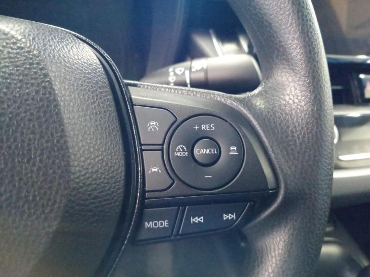 2023 Toyota Corolla LE Hybrid Photo