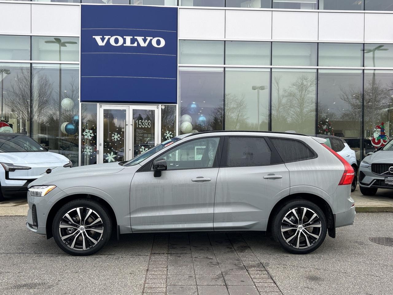 New 2025 Volvo XC60 B5 AWD Plus Dark Theme for sale in Surrey, BC