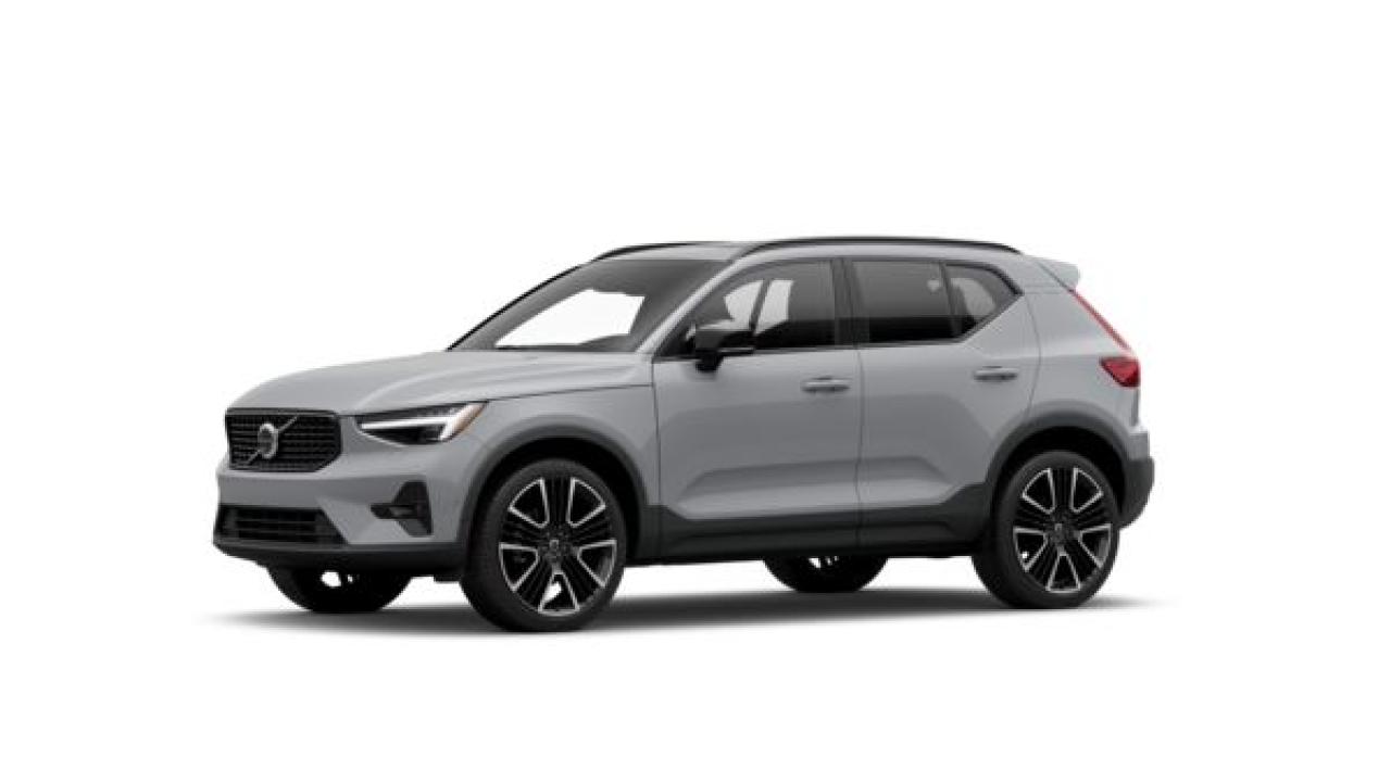 New 2025 Volvo XC40 B5 AWD Ultra Dark Theme for sale in North Vancouver, BC