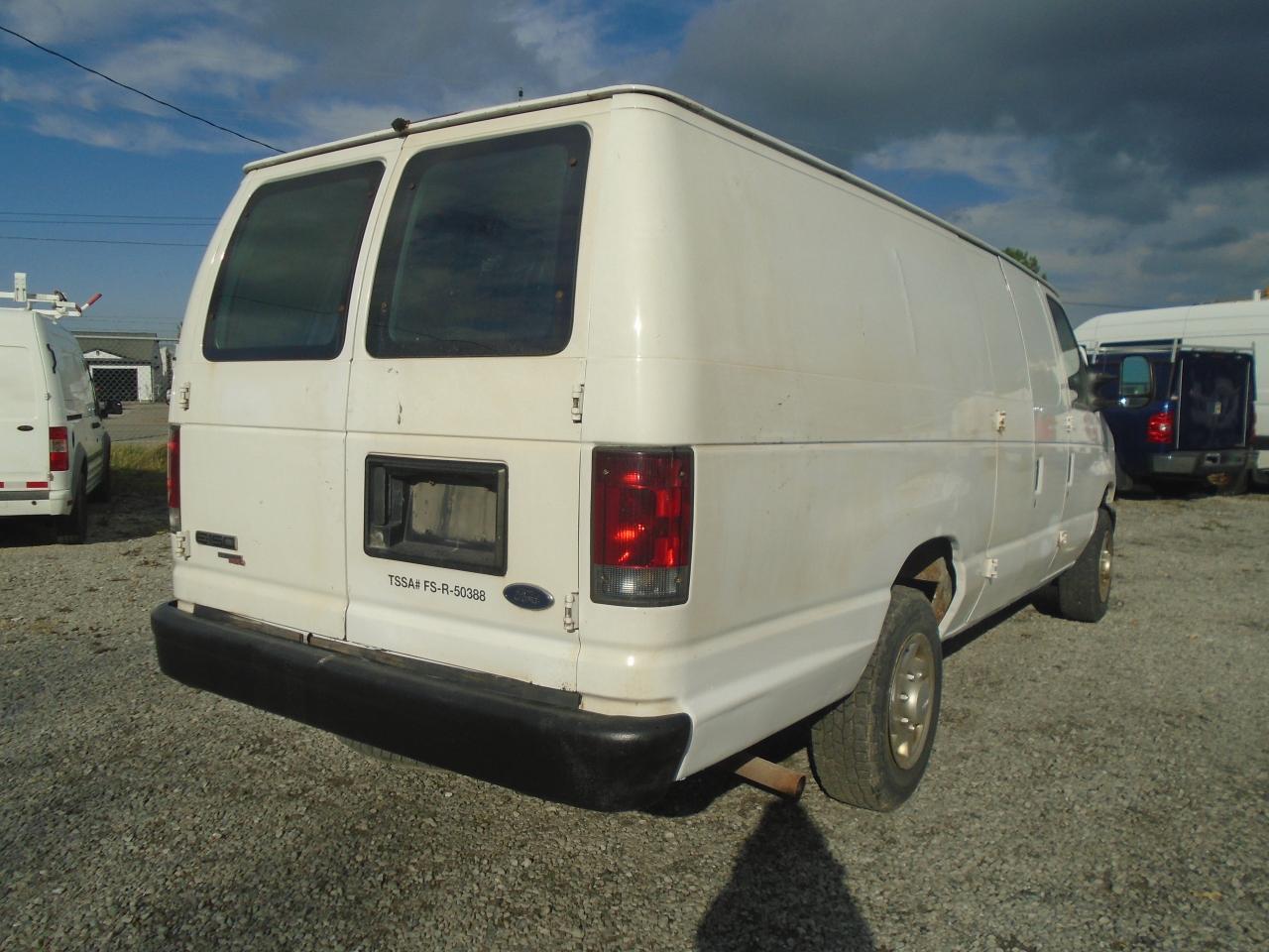 2013 Ford Econoline E-150 Ext Commercial - Photo #8