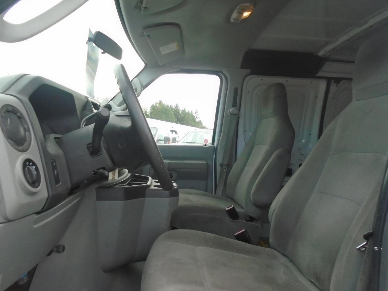 2013 Ford Econoline E-150 Ext Commercial - Photo #10
