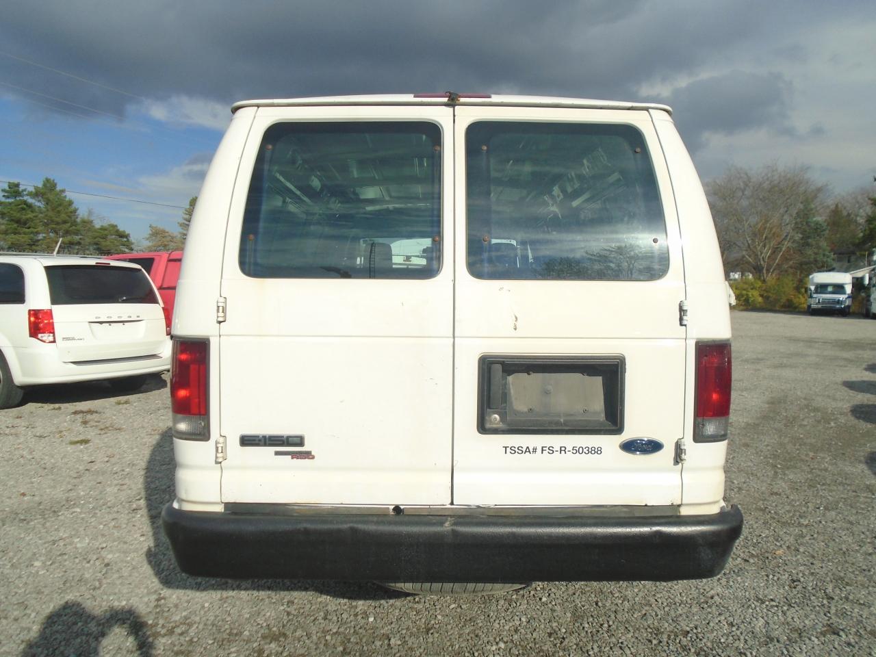 2013 Ford Econoline E-150 Ext Commercial - Photo #7