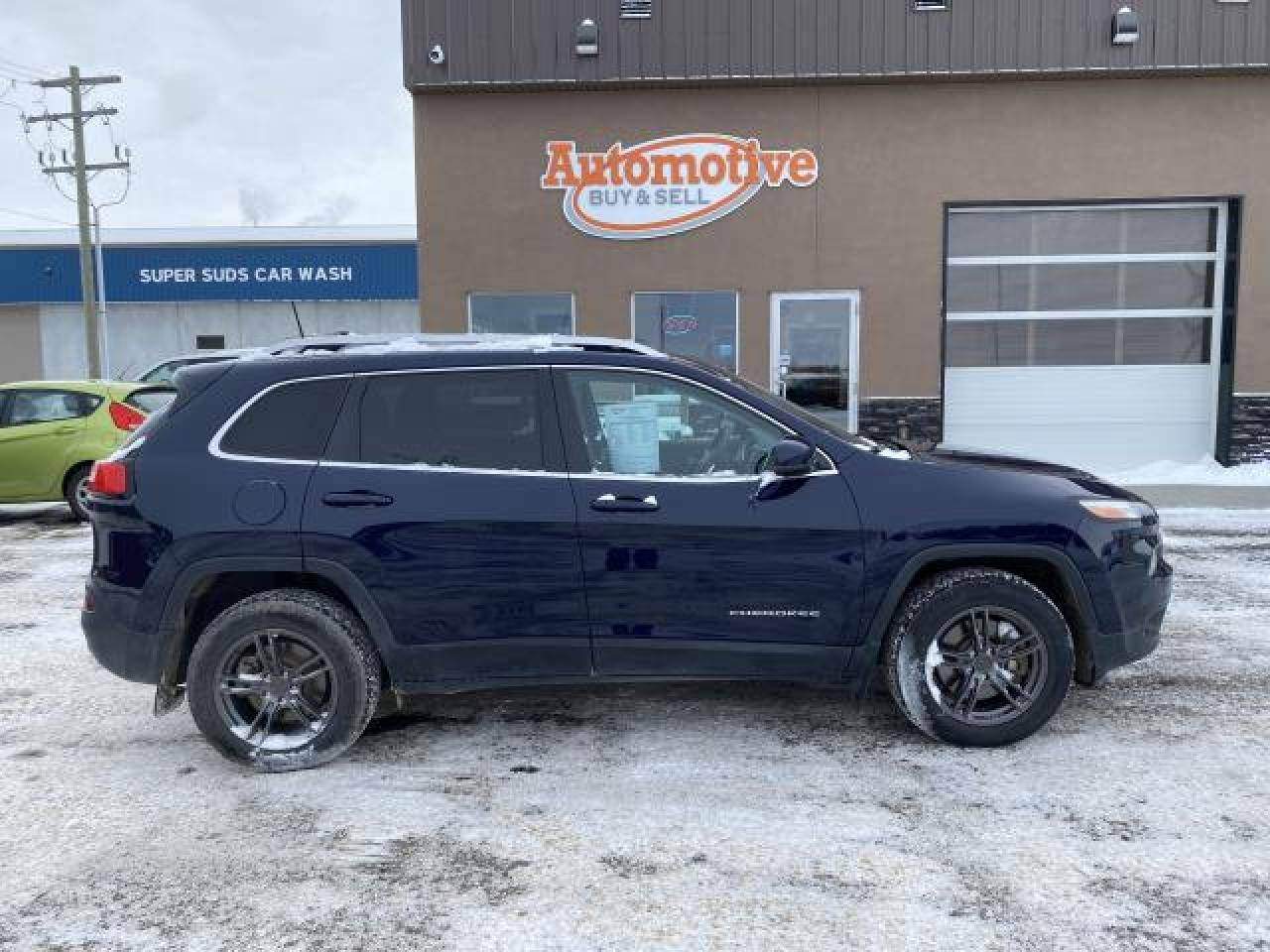 Used 2016 Jeep Cherokee Limited 4WD for sale in Stettler, AB