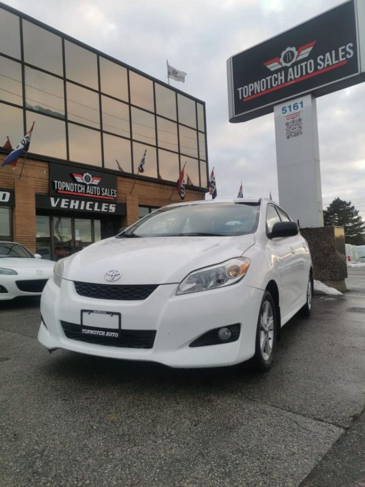 Used 2013 Toyota Matrix L for sale in North York, ON