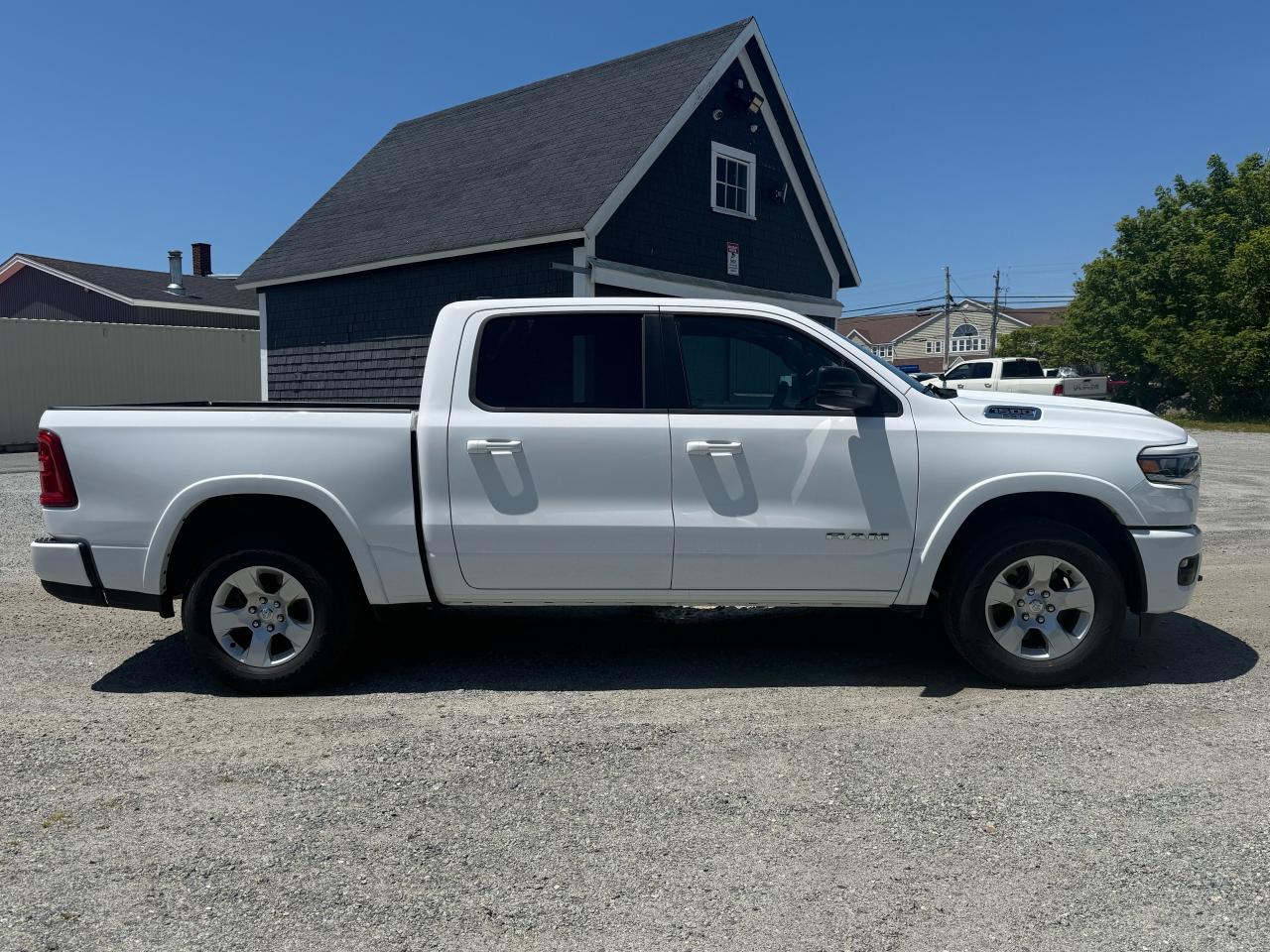 2025 RAM 1500 Big Horn 4x4 Crew Cab 5'7" Box Photo4