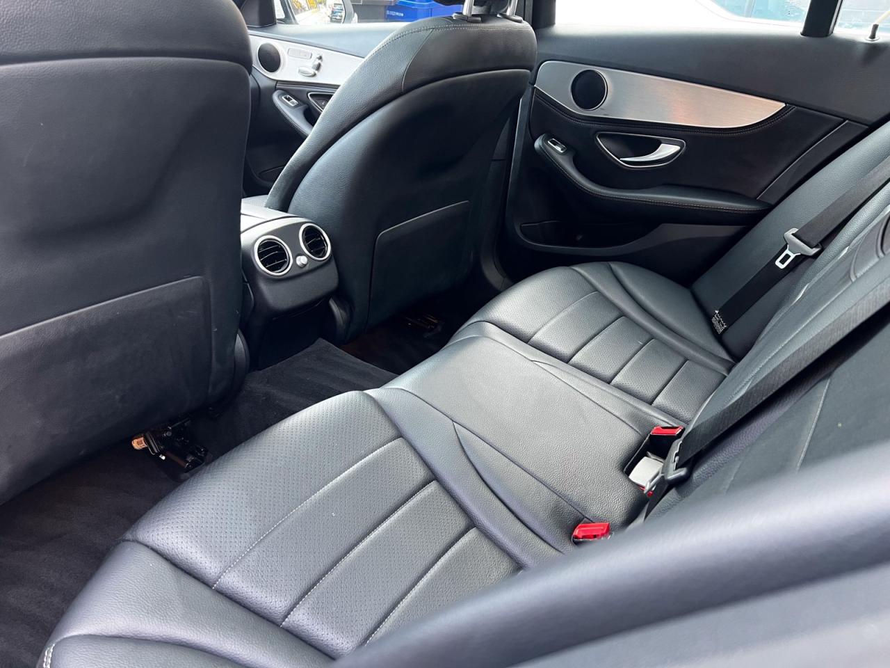 2015 Mercedes-Benz C-Class C300 4MATIC Sedan - Photo #11