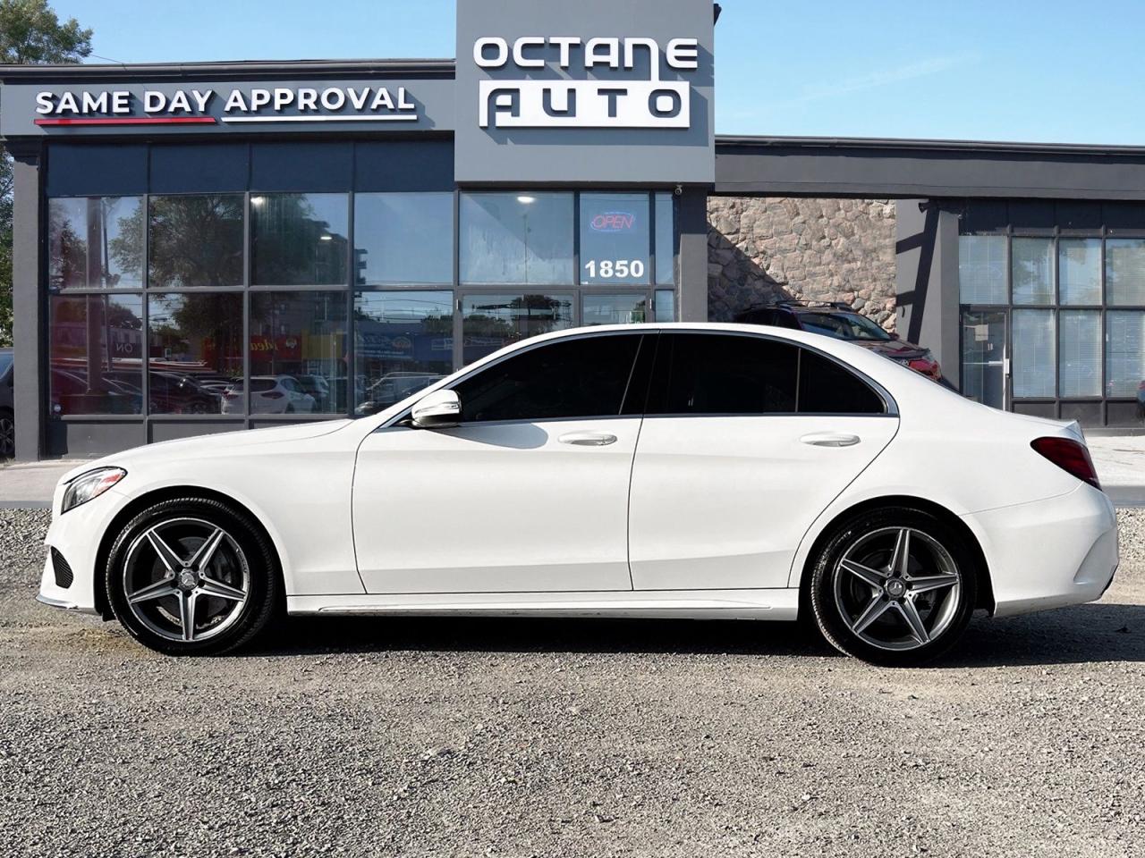 2015 Mercedes-Benz C-Class C300 4MATIC Sedan - Photo #3